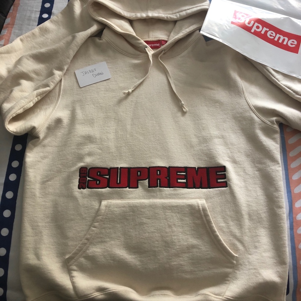 Supreme s/s2019 blockbuster hoodie